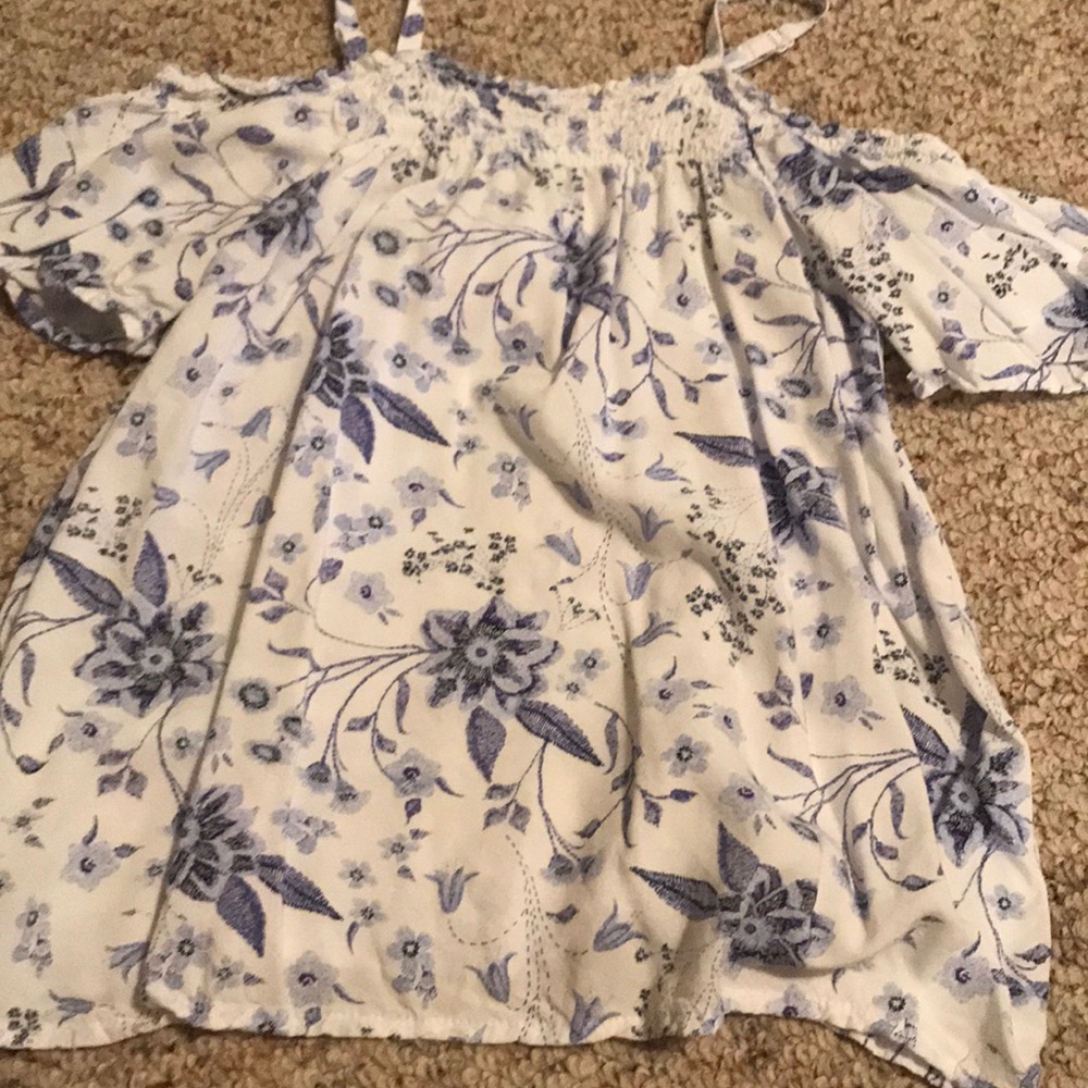 Old navy blouse